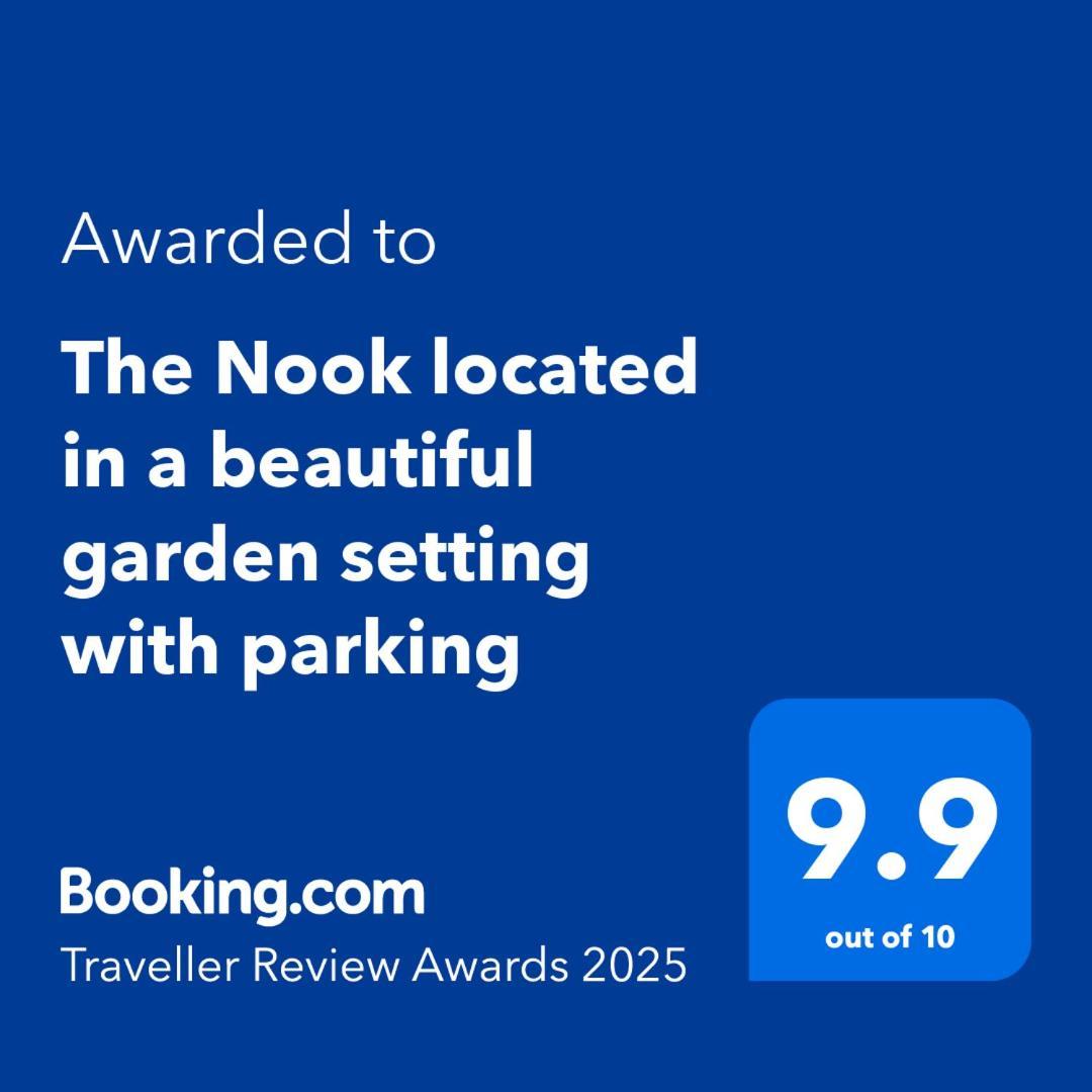 The Nook Located In A Beautiful Garden Setting With Parking Villa Stratford-upon-Avon Kültér fotó